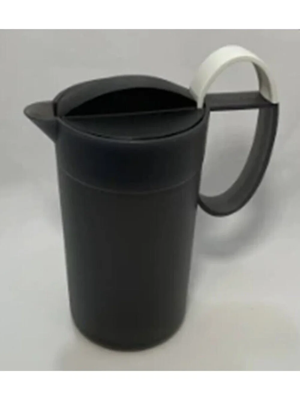 Tupperware Moments Milk Foamer Frother in Jet Black Portable Easy Coffee Tea New